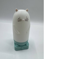 Cat table lamp 