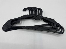 Set of 8 Black plastic hanger 