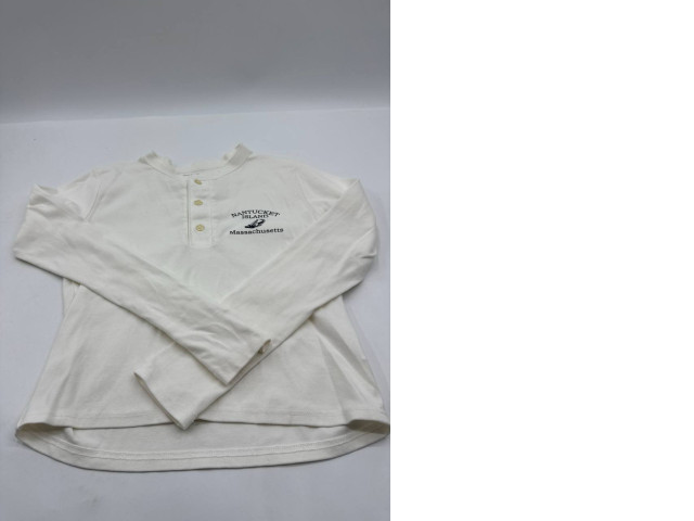 White long-sleeved round-neck shirt with buttons White long-sleeved round-neck shirt with buttons