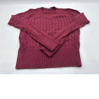 Red long-sleeved sweater Red long-sleeved sweater