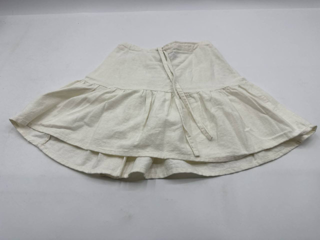 Women's white short skirt Women's white short skirt