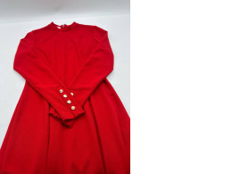 Red round neck long sleeve short dress