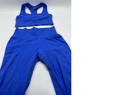 Women's blue workout clothes