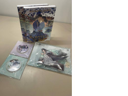 Zhou Bao - Remains of Dirt two-volume collection including one sets of figurines of characters from the books and two badges