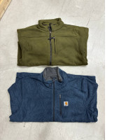 Set of 2 SECONDHAND sweaters with collar