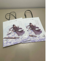 set of two gift bags