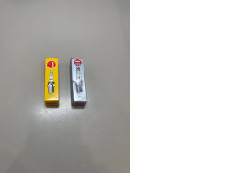 Set of two spark plugs for Yamaha XMAX motorcycle