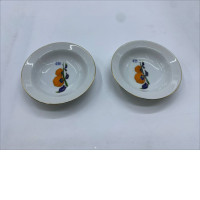 Set of 2 Hand-painte d antique floral pattern glass plate