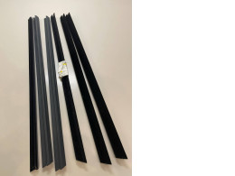 set of six pieces of rubber seals for glass in the door in car