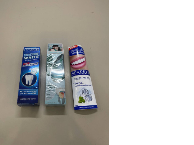 Set of three toothpastes Set of three toothpastes