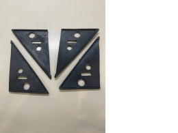 Set of four sealing rubbers for side view mirrors