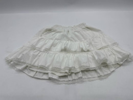 Women's white short skirt Women's white short skirt