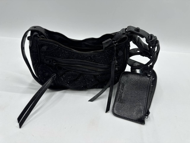 Women's black shoulder bag Women's black shoulder bag