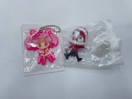 Set of 2 Japanese keychains Set of 2 Japanese keychains