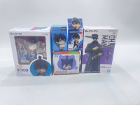 Set of 5 mini figures