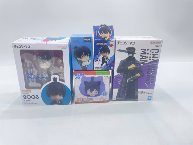 Set of 5 mini figures Set of 5 mini figures