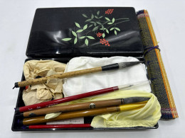 Set of Japanese painting brushes and drawing tools