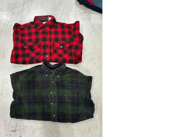 Set of 2 colourful checkered shirts Set of 2 colourful checkered shirts