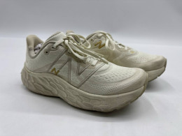 Woman's Sneakers & Athletic Shoes New Balance Fresh Foam X More v4 