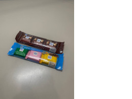 two sets of three pieces of chocolate