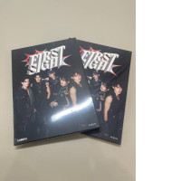 set of two sets photo cards