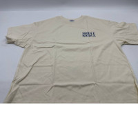 Cream-colored round neck T-shirt 