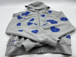 Gray hooded sweatshirt 