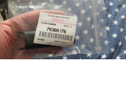 Set of 2 	Mitsubishi Pajero Sport (3G) 7630A176 