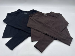 Set of 2 Women's long-sleeved round neck sweater Set of 2 Women's long-sleeved round neck sweater