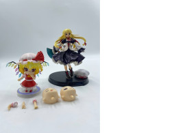 Set of 2 Japanese figures + spare parts Set of 2 Japanese figures + spare parts