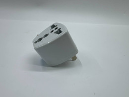 Male plug converter from 3 holes to 2 holes, round pin 
