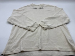 Pink long-sleeved shirt with collar