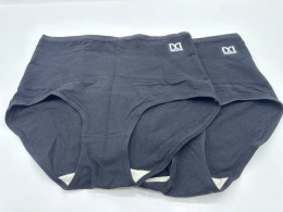 Set of 2 black underwear 