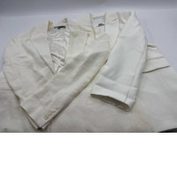 Set of 2 White long-sleeved suit Set of 2 White long-sleeved suit