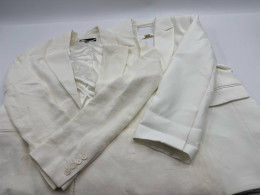 Set of 2 White long-sleeved suit 