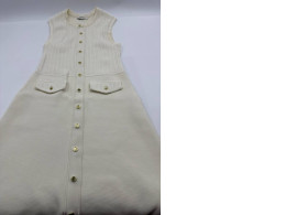 Women's cream-colored sleeveless long skirt dress 