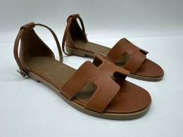 Women's red sandals 