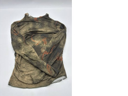 Women's brown long-sleeved round neck shirt 