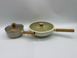 Set of 2 Pots and pans Set of 2 Pots and pans