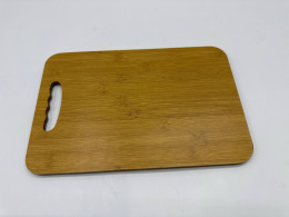 wooden cutting board 