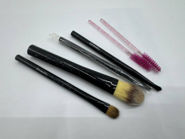 Set of 6 Blush brush and eyelash brush Set of 6 Blush brush and eyelash brush