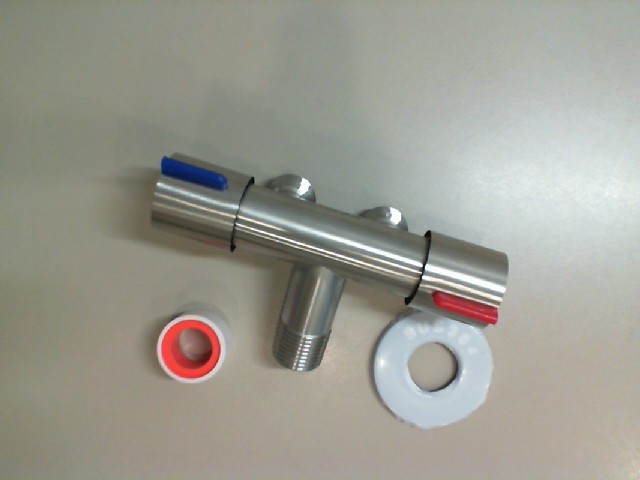 Plumbing water mixer Plumbing water mixer