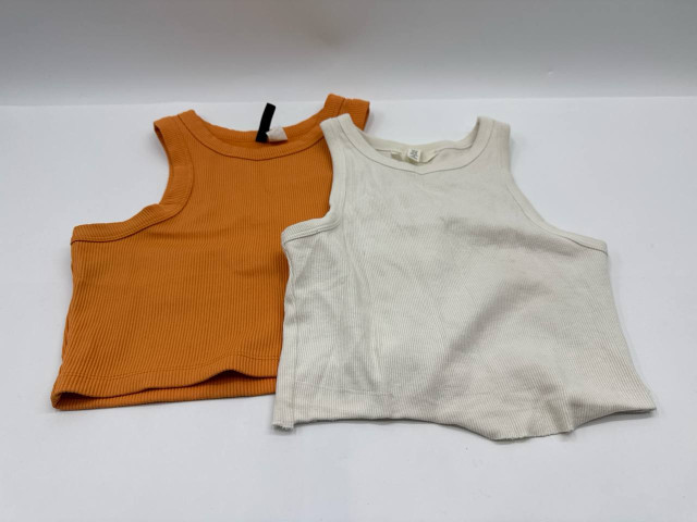 Set of 2 Women's white and orange crop top Set of 2 Women's white and orange crop top