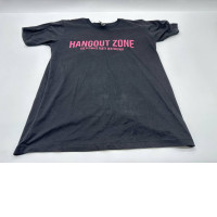 Black round neck t-shirt
