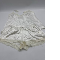 Women's white pajamas Women's white pajamas