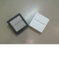 Set of 2 small jewelry stands