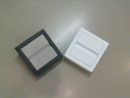 Set of 2 small jewelry stands