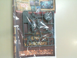 Constructor figurine