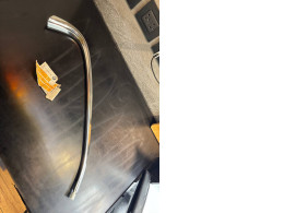 Auto part, corner trim seal, material chrome Auto part, corner trim seal, material chrome