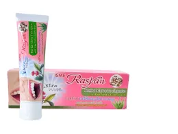Set of 2 Rasyan Herbal Clove Toothpaste with Aloe Vera and Guava Leaves, 100 g.